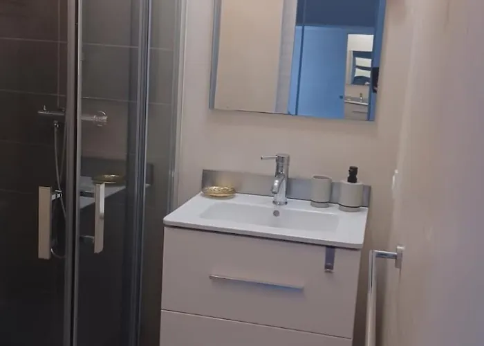 Agreable T2 Pres Des Plages Avec Parking Arcangues